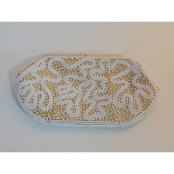 Vintage 1940s white cream tan beaded clutch wallet purse - Picture 2 of 4